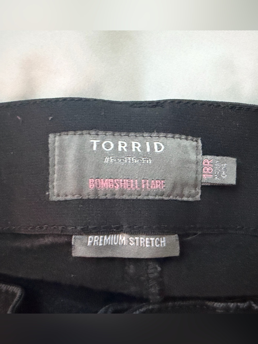Torrid Bombshell Flare Jeans 18R Black Premium Stretch High Rise - Picture 5 of 8